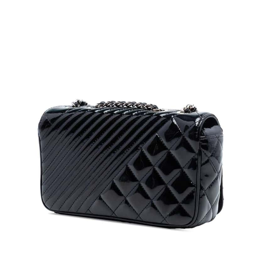 Chanel Small Quilted Patent Coco Boy Flap Black Leather Very good condition - Back View