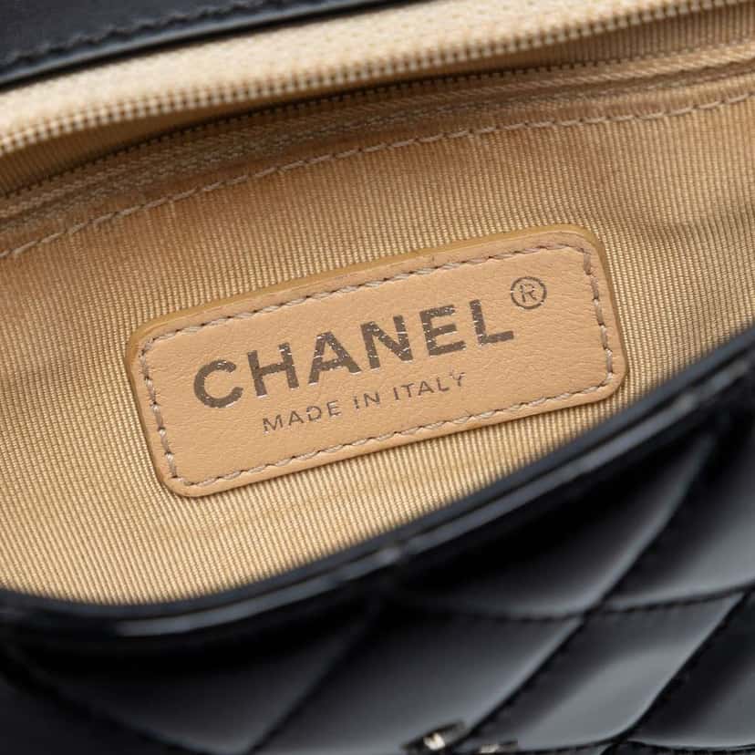 Chanel Small Quilted Patent Coco Boy Flap Black Leather Very good condition - Box View