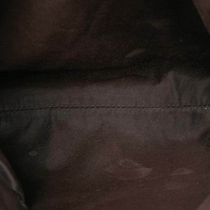 Gucci GG Nylon Abbey D Ring Crossbody Brown Very good condition - Model View