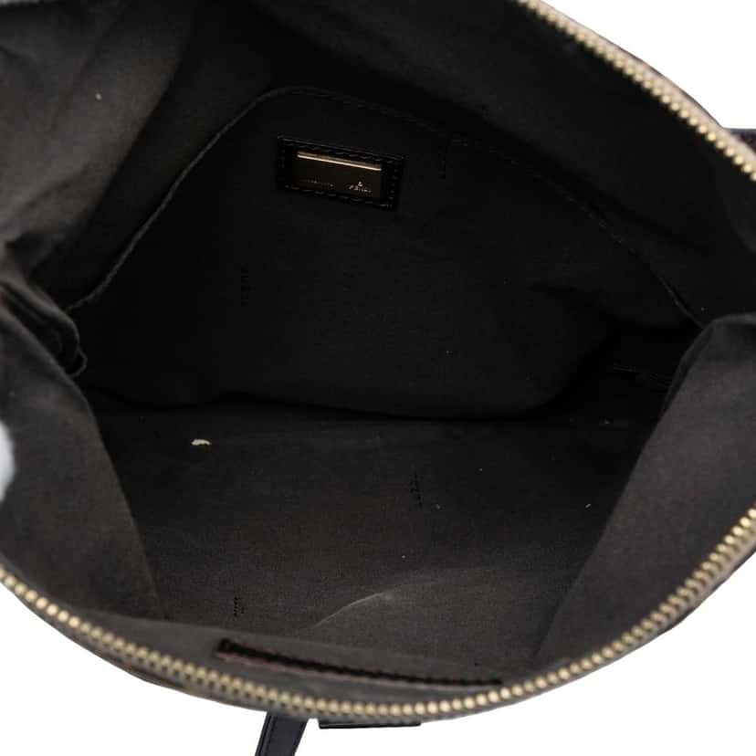 Fendi Zucchino Canvas Crossbody Brown Canvas Very good condition - Model View