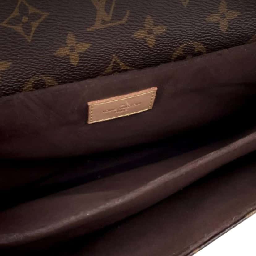 Louis Vuitton Monogram Pochette Metis Brown Very good condition - Model View