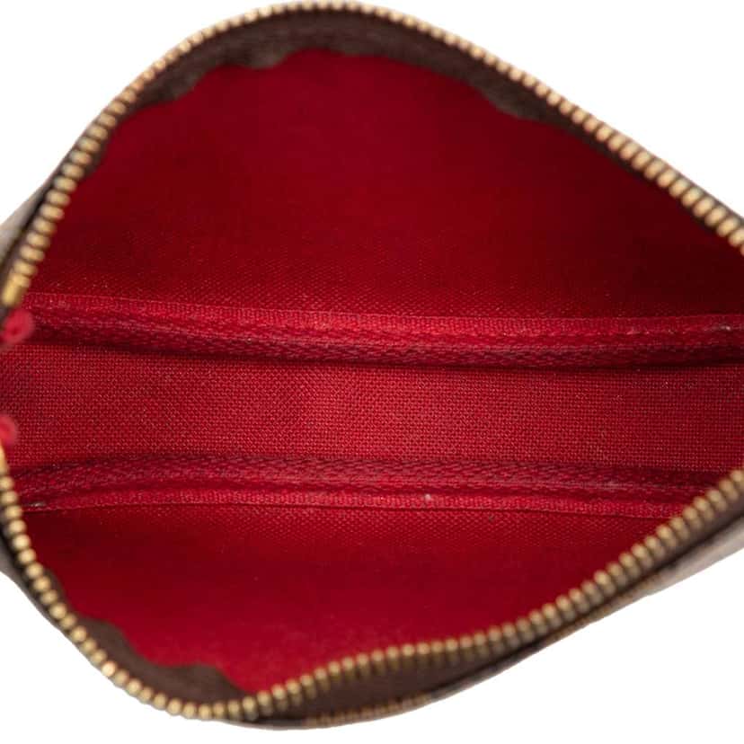 Louis Vuitton Damier Ebene Mini Pochette Accessoires Brown Very good condition - Model View