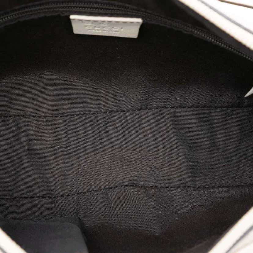 Gucci Guccissima Crest Shoulder Bag Pink Leather Very good condition - Model View