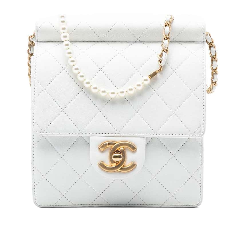 Chanel Small Quilted Lambskin Chic Pearls Flap White Leather Very good condition - Front View