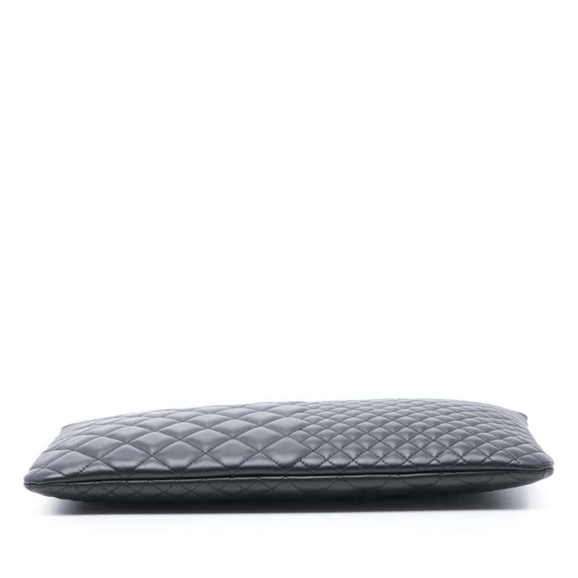 Chanel Large Bi Quilted Lambskin O Case Clutch Black Leather Very good condition - Inside View