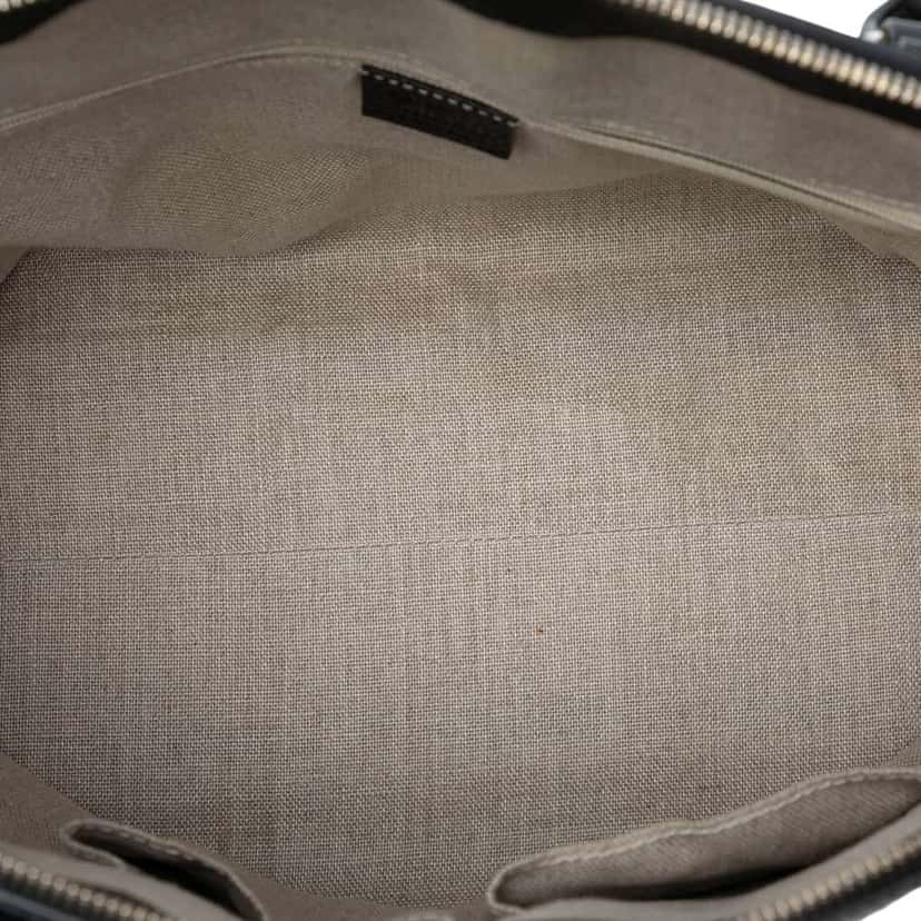 Gucci Medium Leather GG Charm Dome Satchel Black Leather Very good condition - Model View