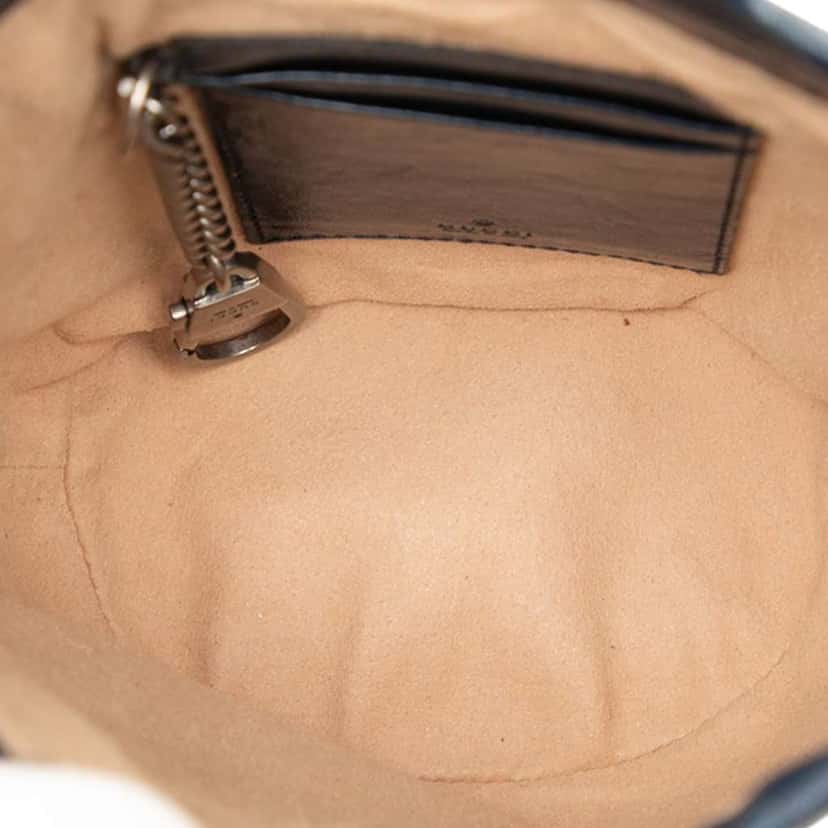 Gucci Mini GG Marmont Matelasse Diagonal Leather Torchon Bucket Bag Blue Leather Very good condition - Model View