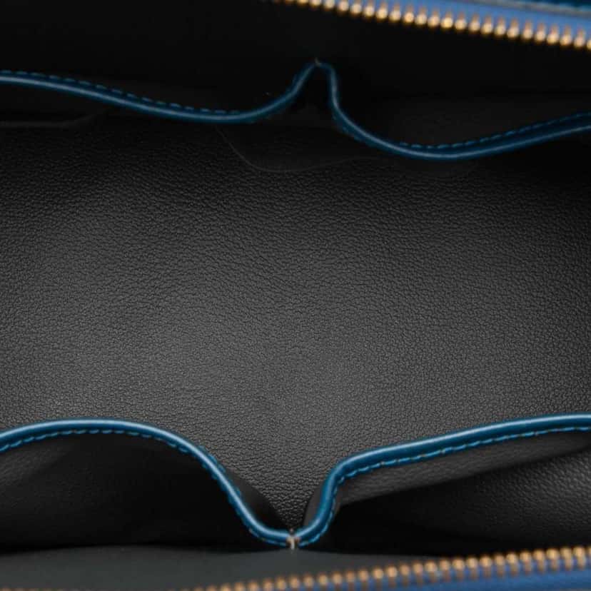 Louis Vuitton Epi Riviera Blue Leather Very good condition - Model View