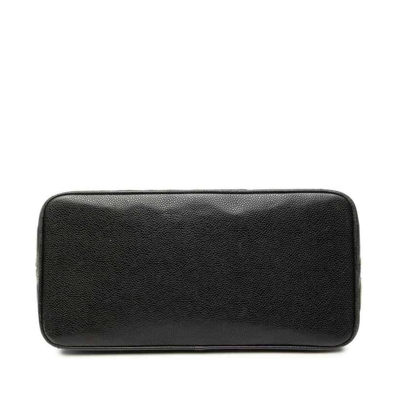 Chanel Caviar Medallion Tote Black Leather Good condition - Inside View