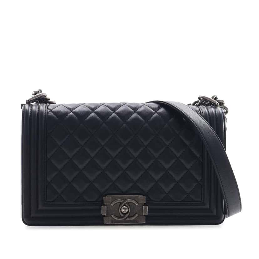 Chanel Old Medium Quilted Lambskin Boy Flap Black Leather Good condition - Front View