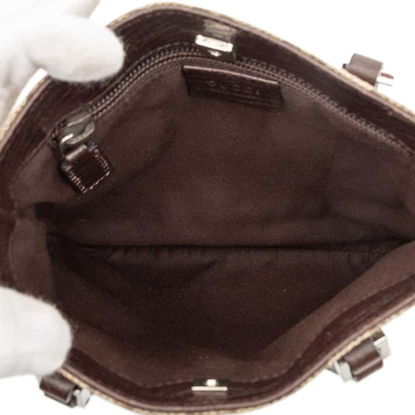 Gucci GG Supreme Handbag Brown Canvas Good condition - Model View