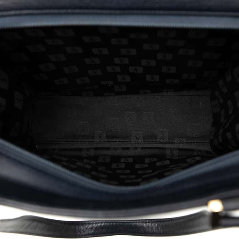 Saint Laurent Leather Vertical Cassandra Tote Blue Leather Good condition - Model View