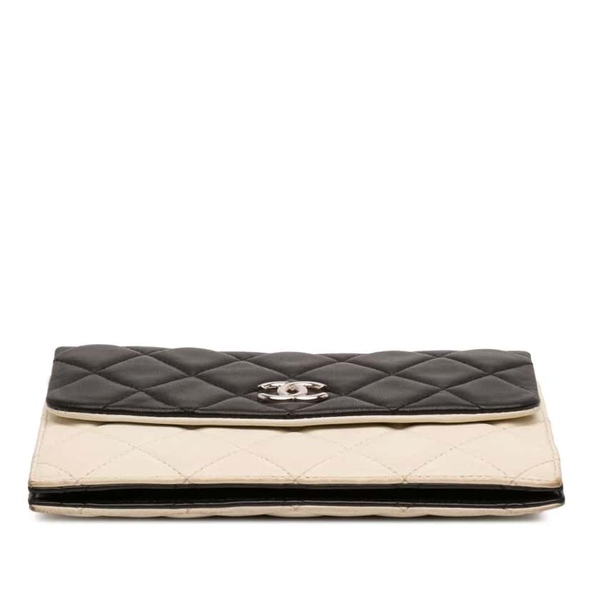Chanel CC Bicolor Quilted Lambskin Double Sided Wallet on Chain White Leather Good condition - Inside View