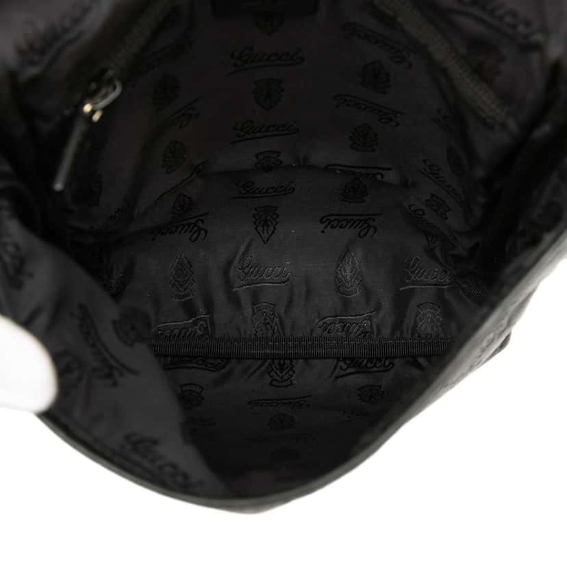 Gucci Guccissima Crossbody Black Leather Fair condition - Model View