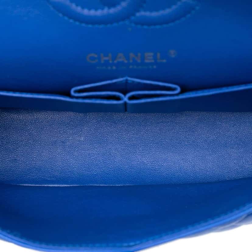 Chanel Small Classic Lambskin Double Flap Blue Leather Good condition - Model View