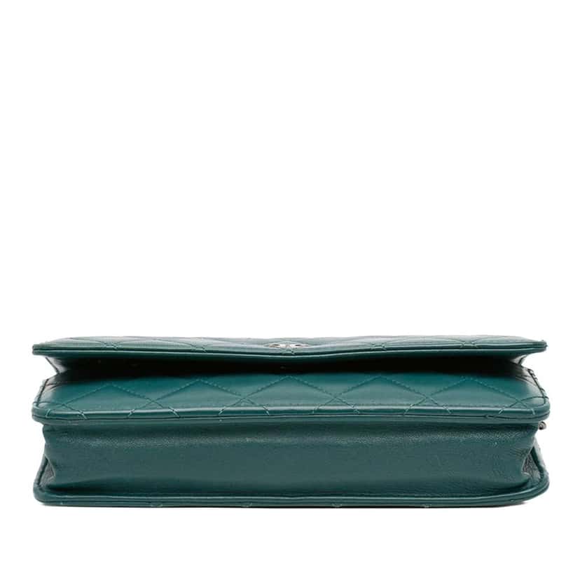 Chanel CC Quilted Lambskin Wallet On Chain Blue Leather Good condition - Inside View