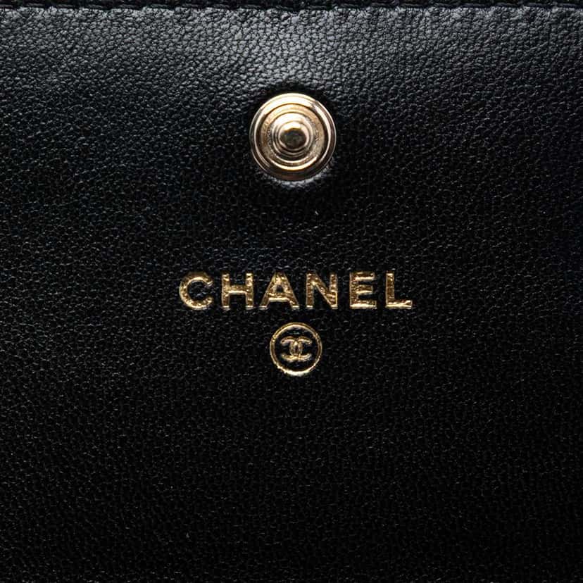 Chanel CC Quilted Shiny Lambskin Ribbon Long Clutch on Chain Black Leather Good condition - Box View