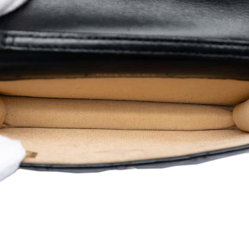 Chanel Mini Lambskin Pearl Crush Clutch with Chain Black Leather Good condition - Model View