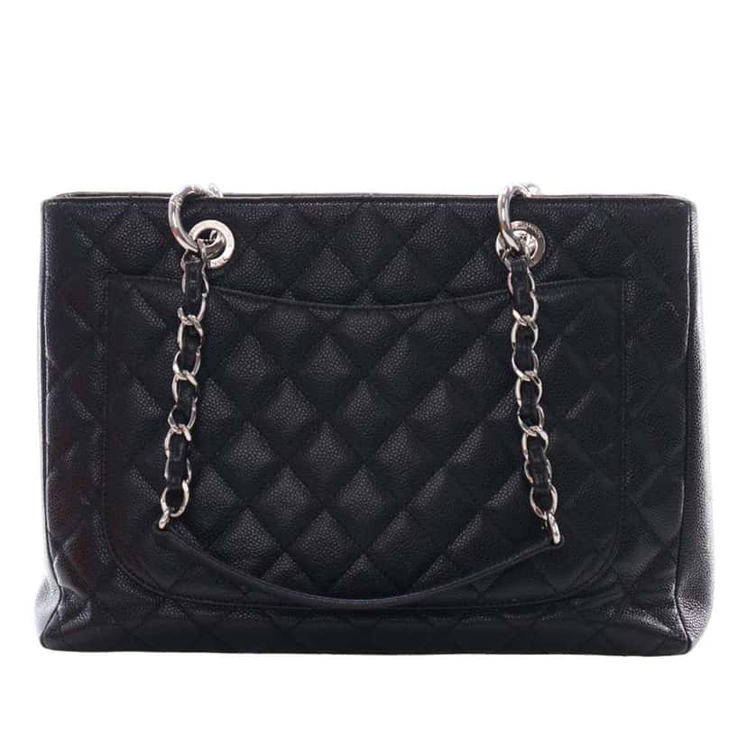 Chanel Caviar Grand Shopping Tote Black Leather Very good condition - Model View