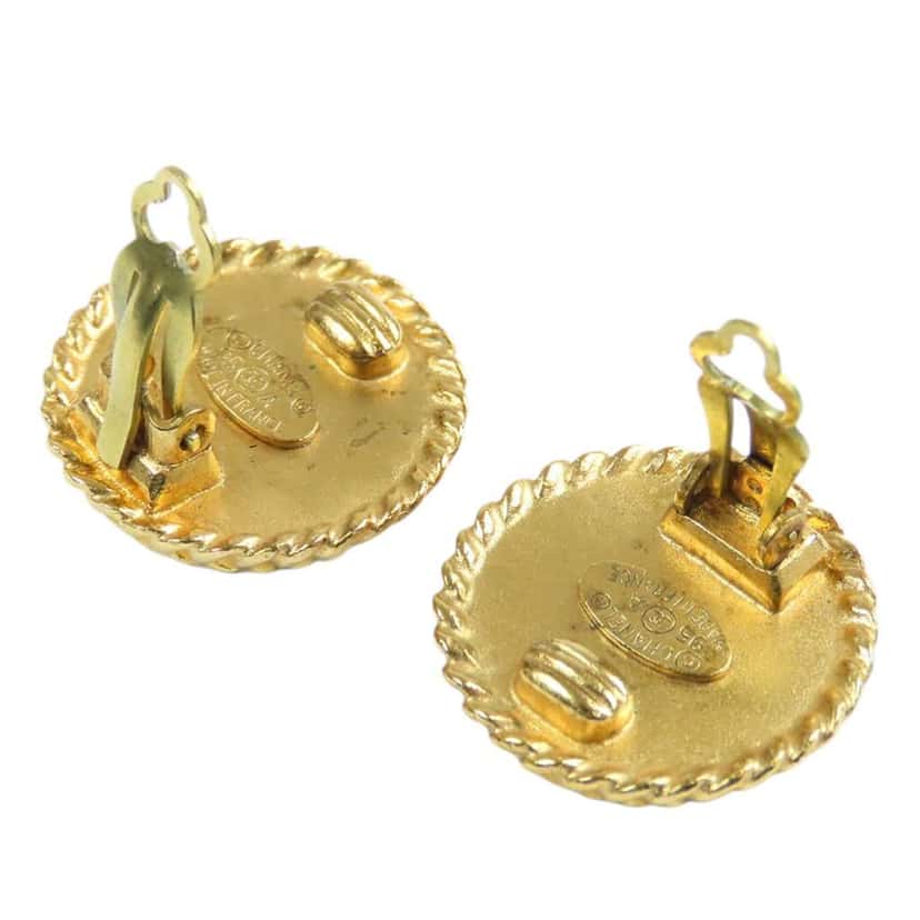Chanel CC Gold Plated and Resin Round Button Clip On Earrings Gold Metal Good condition - Back View