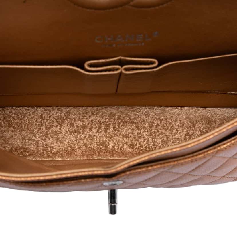 Chanel Medium Classic Metallic Caviar Double Flap Brown Leather Good condition - Model View