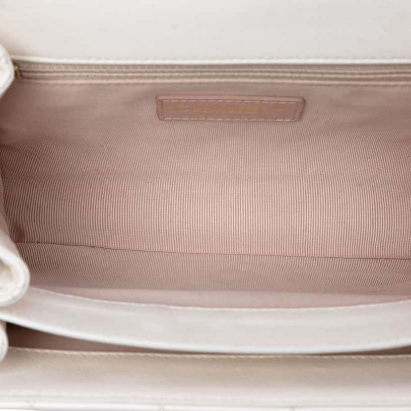 Chanel Small CC Quilted Aged Calfskin Accordion Flap White Leather Fair condition - Model View