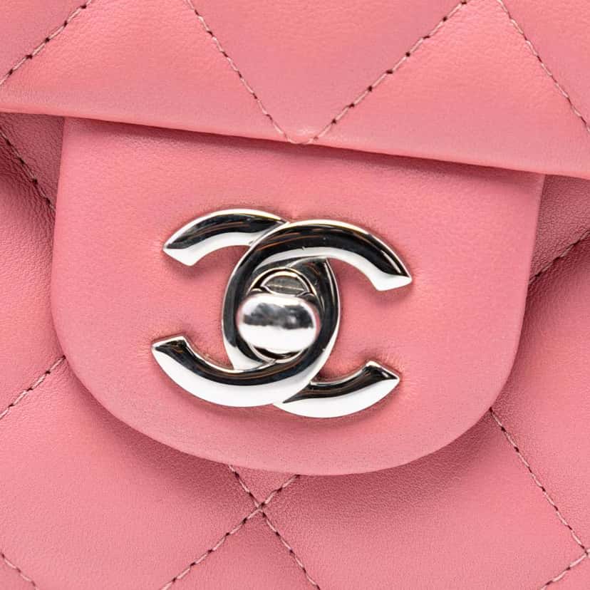 Chanel CC Quilted Lambskin Flap Clutch on Chain Pink Leather Very good condition - Box View