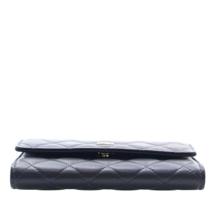 Chanel Mini CC Quilted Lambskin Pearl Wallet On Chain Blue Leather Very good condition - Box View