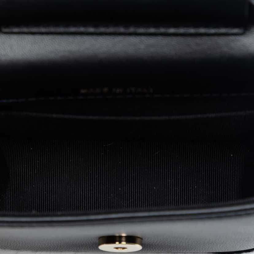 Chanel Mini CC Quilted Lambskin Crochet Flap Black Leather Very good condition - Model View