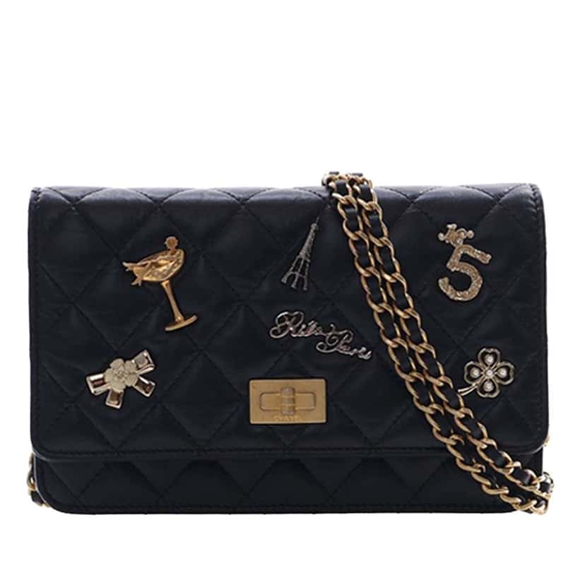 Chanel Quilted Aged Calfskin Reissue 2.55 Lucky Charms Wallet On Chain Black Leather Good condition - Front View