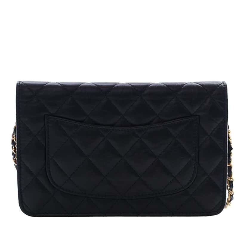 Chanel Quilted Aged Calfskin Reissue 2.55 Lucky Charms Wallet On Chain Black Leather Good condition - Model View