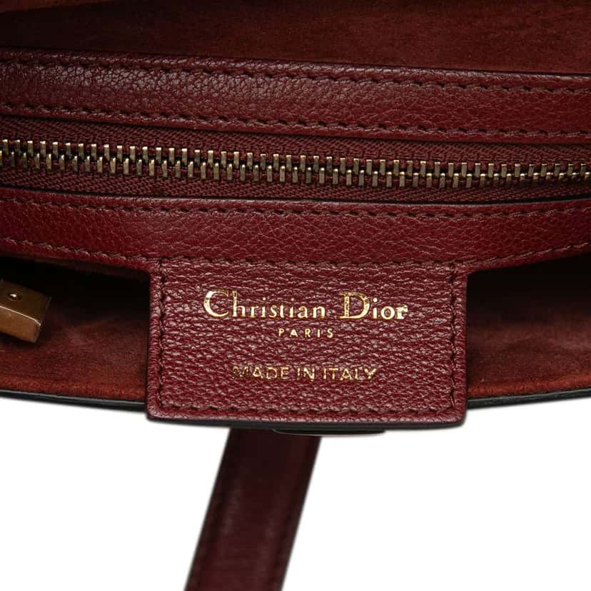 Dior Calfskin Saddle Bag Red Leather Very good condition - Box View