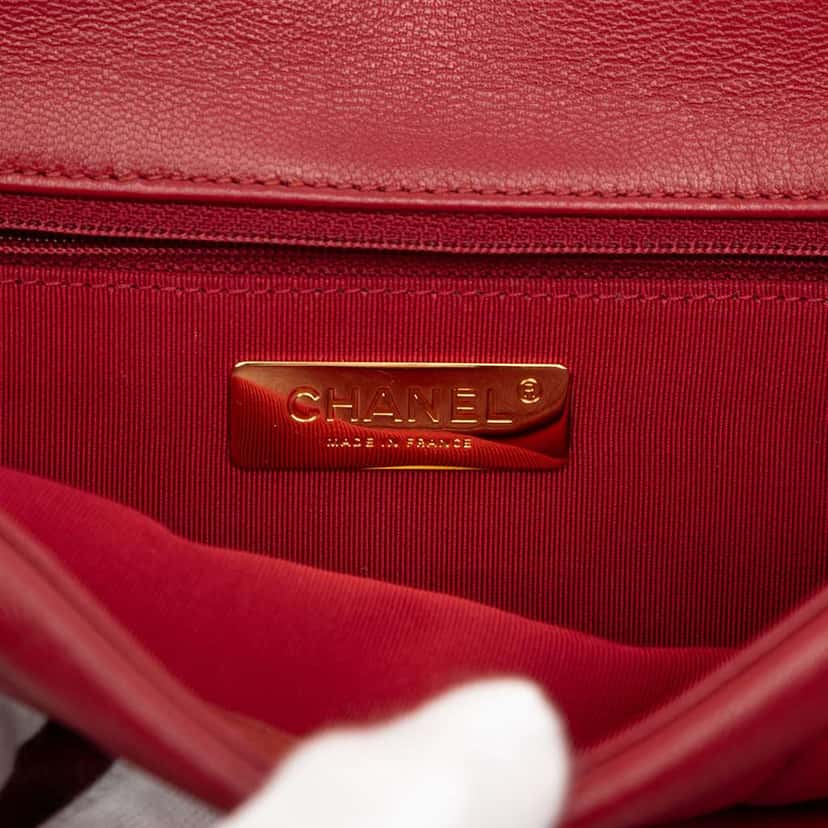 Chanel Large Lambskin 19 Flap Red Leather Very good condition - Box View
