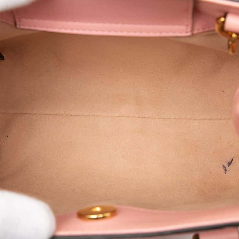 Gucci Mini Calfskin Bamboo Diana Satchel Pink Leather Very good condition - Model View