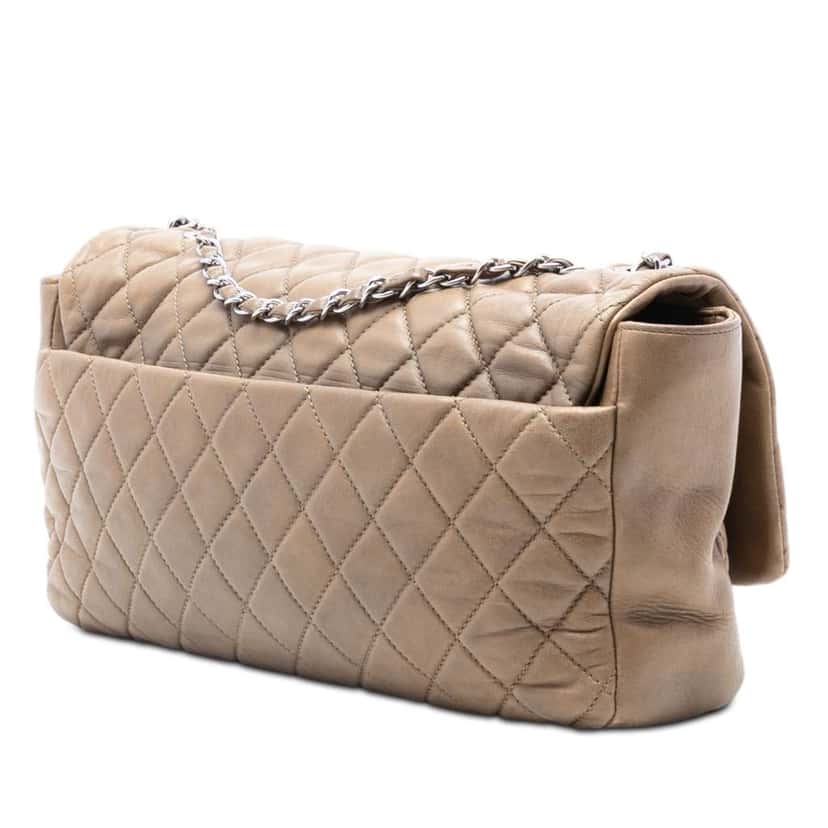 Chanel Jumbo Quilted Lambskin Coco Rain Flap Brown Leather Very good condition - Back View