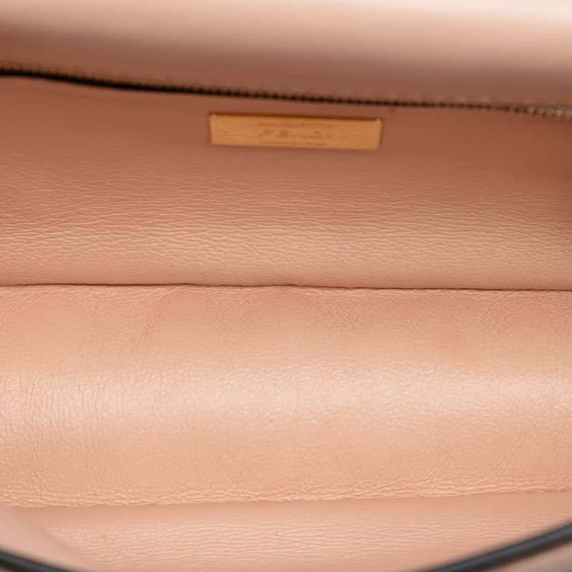 Fendi Zucca Embossed Leather Chain Midi Baguette Pink Leather Very good condition - Model View