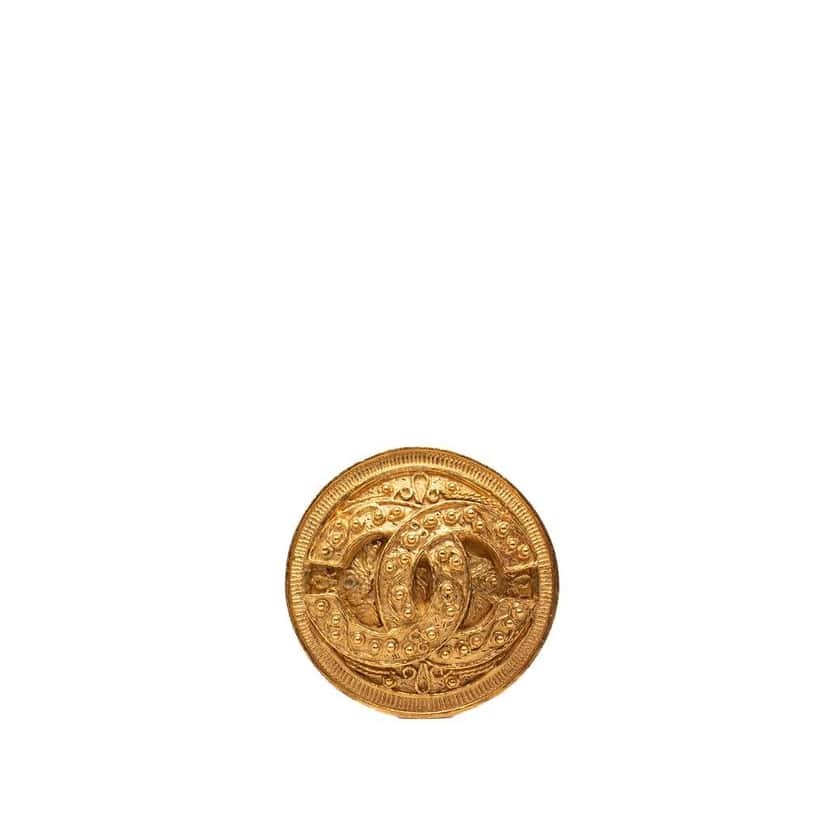 Chanel CC Gold Plated Medallion Round Brooch Gold Metal Very good condition - Front View