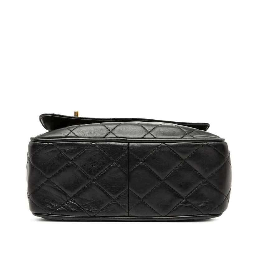 Chanel Mini CC Quilted Lambskin Tassel Camera Bag Black Leather Very good condition - Inside View