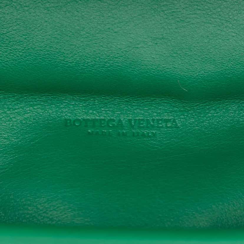 Bottega Veneta Lambskin Belt Chain Pouch Green Leather Very good condition - Box View