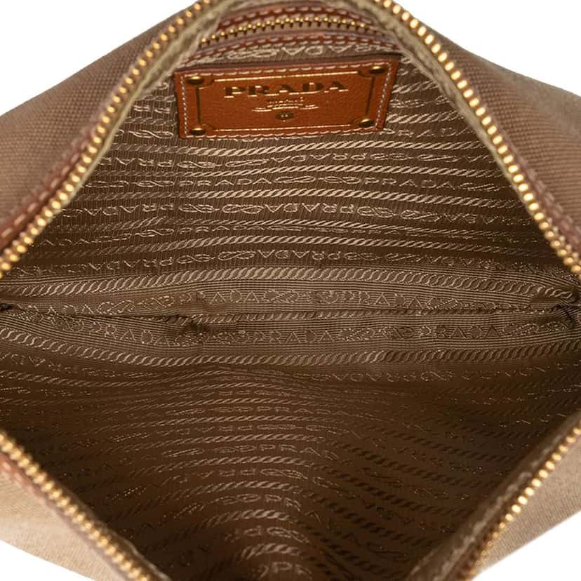 Prada Canvas Canapa Logo Crossbody Brown Canvas Very good condition - Model View