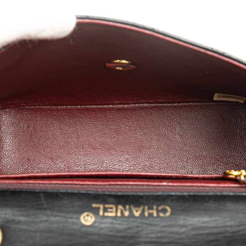 Chanel Mini Square Classic Lambskin Single Flap Black Leather Good condition - Model View