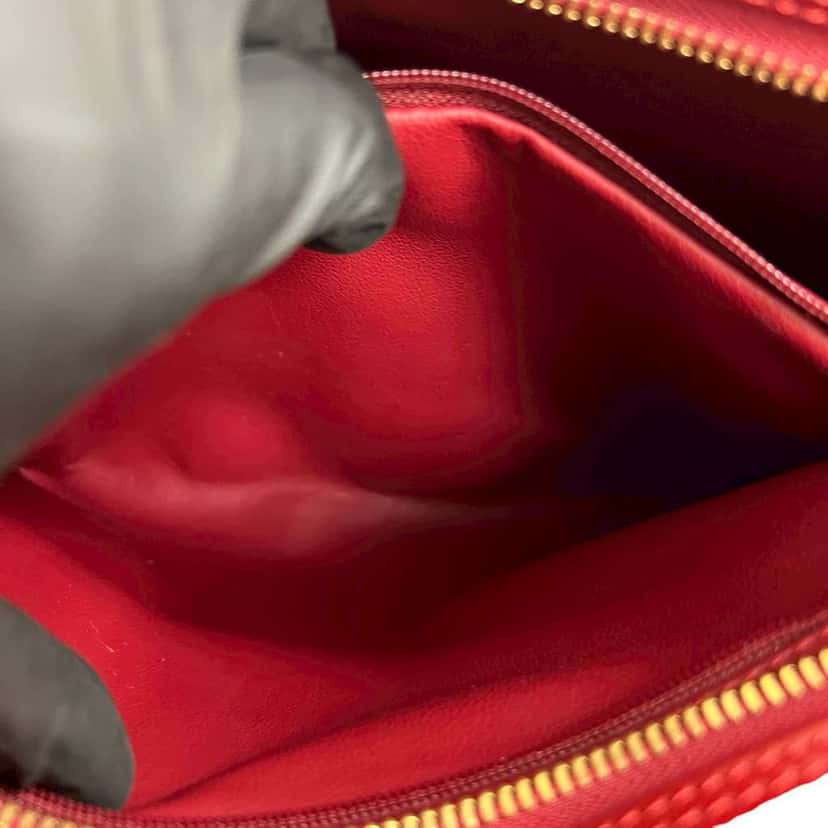 Saint Laurent Leather Crossbody Red Leather Very good condition - Model View