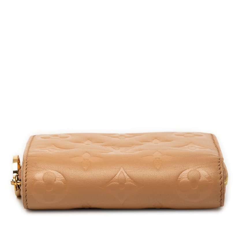 Louis Vuitton Monogram Embossed Lambskin Lou Coussin Wallet Brown Leather Very good condition - Inside View