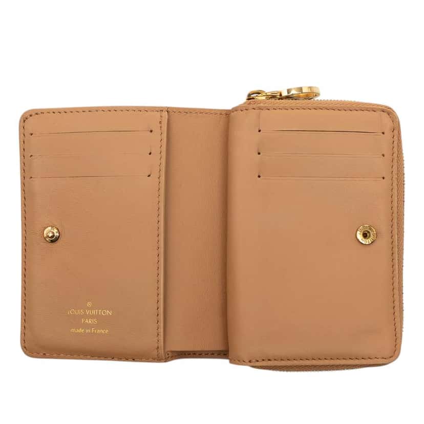 Louis Vuitton Monogram Embossed Lambskin Lou Coussin Wallet Brown Leather Very good condition - Box View