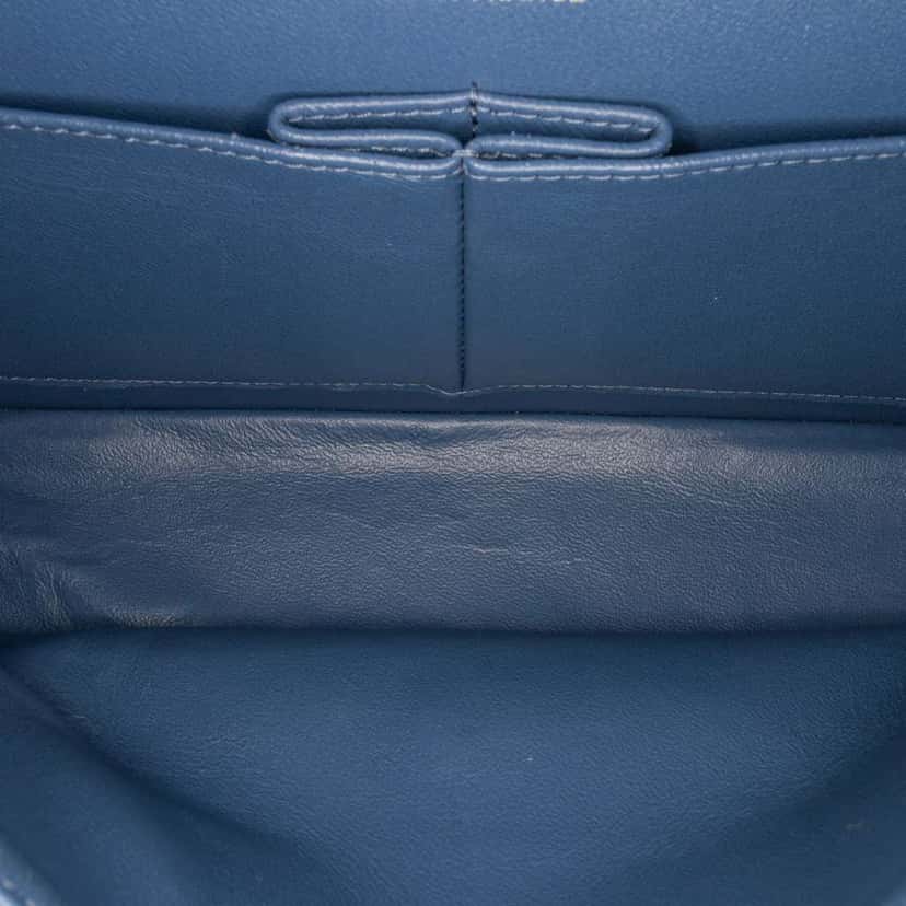 Chanel Medium Classic Printed Denim Double Flap Blue Denim Good condition - Model View