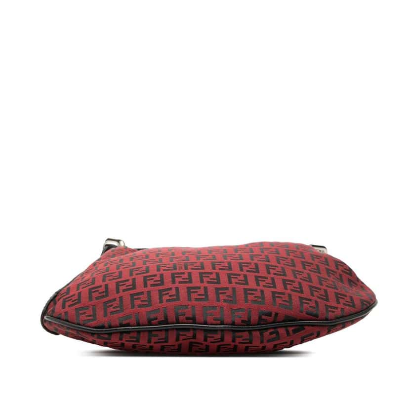 Fendi Zucchino Canvas Oyster Shoulder Bag Red Canvas Good condition - Inside View