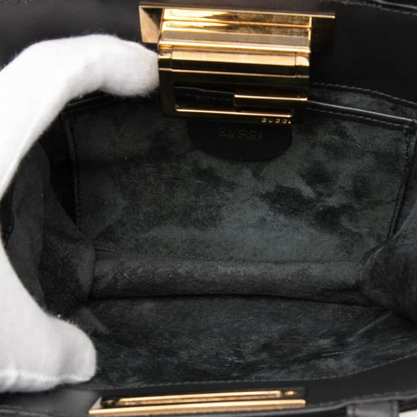 Gucci G Suede Handbag Black Leather Good condition - Model View