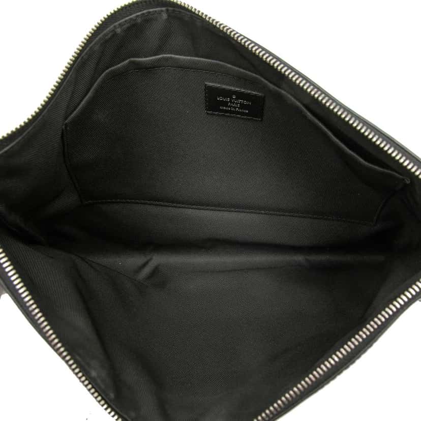 Louis Vuitton Monogram Macassar Discovery Pochette GM Brown Good condition - Model View