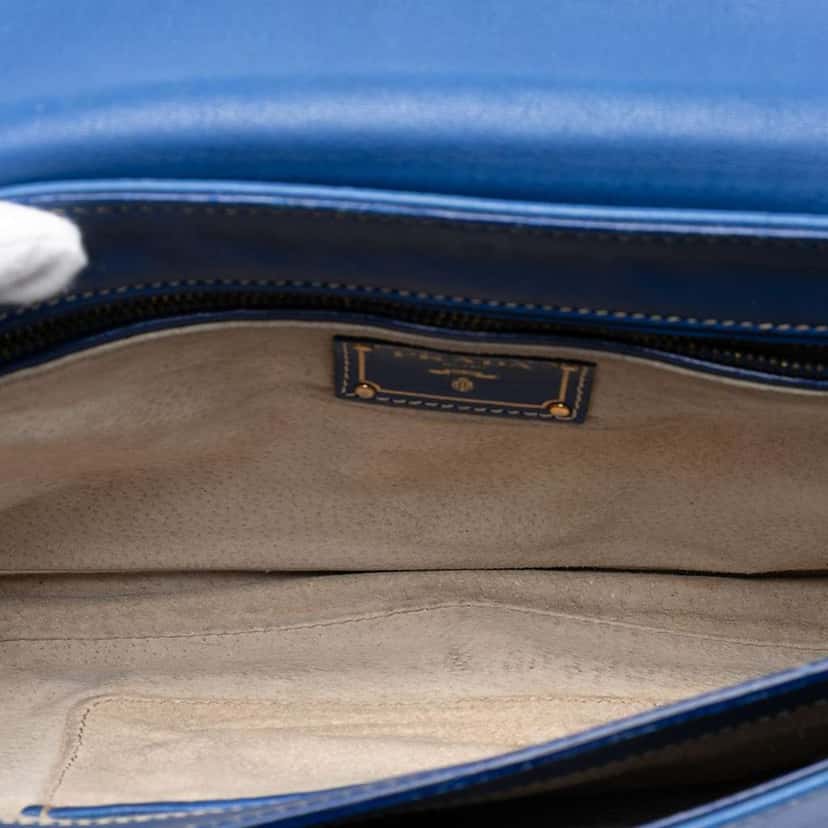 Prada City Calf Pattina Crossbody Blue Leather Very good condition - Model View