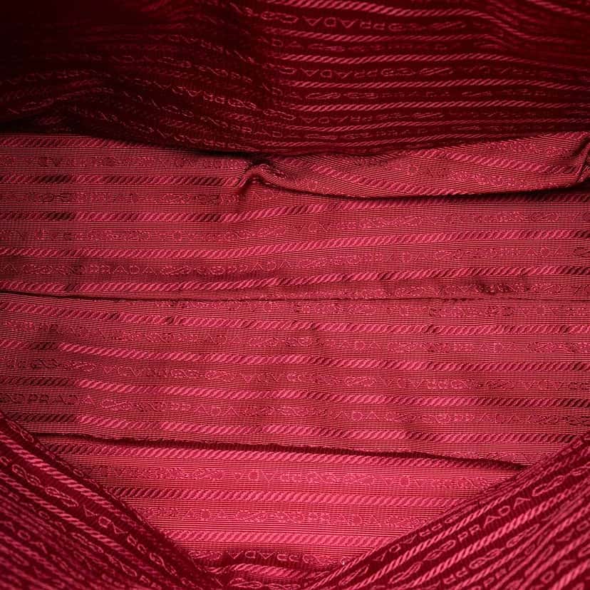 Prada Vitello Daino Embossed Canapa Logo Open Convertible Tote Pink Leather Good condition - Model View